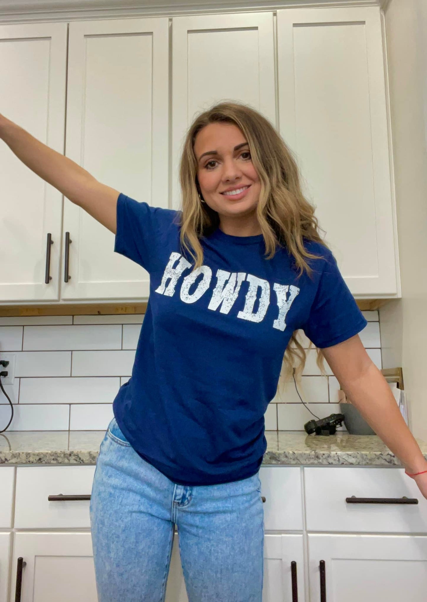 HOWDY T-shirt | Official Kaylee Rose Merch